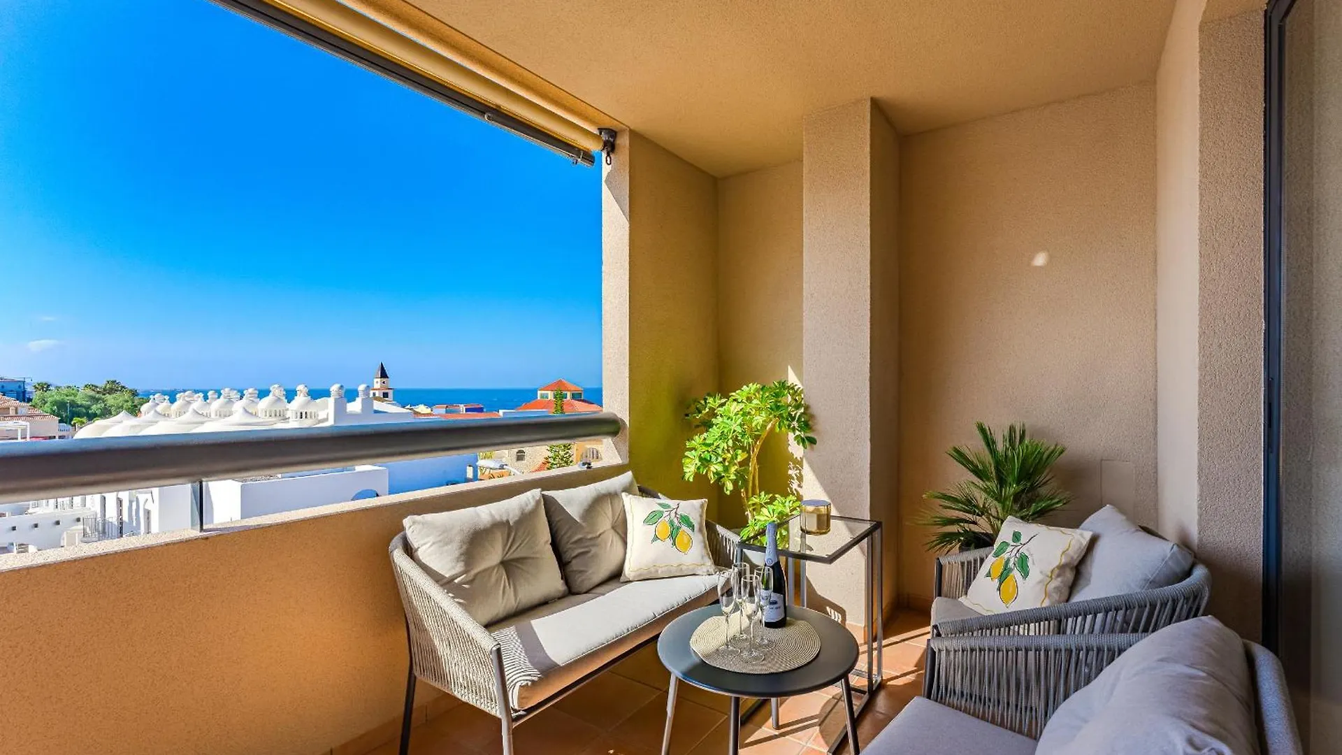 Sea View Family Apartment Heated Pool Costa Adeje  0*, Costa Adeje (Tenerife) Spanien